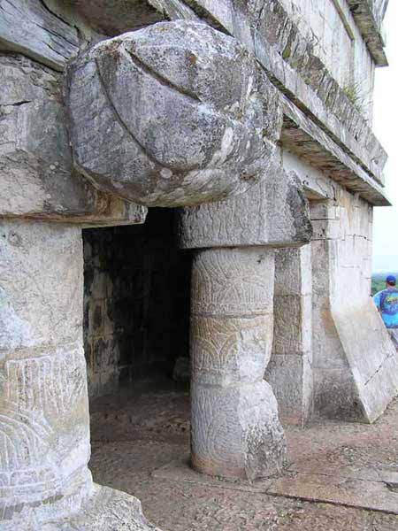 Eingang oben auf der Pyramide des Kukulc�n