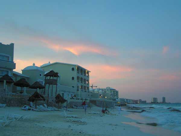 Mexiko: Strand von Canc�n